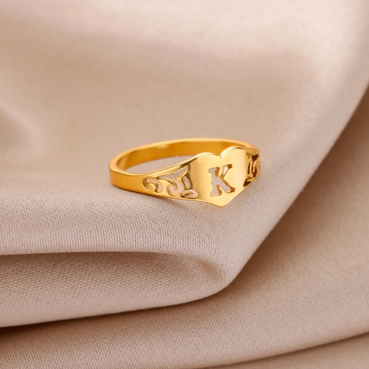 Fashion Hollow Initial Letter Heart Rings For Women Gold Color Stainless Steel A-Z Letter Ring Aesthetic Wedding Jewelry Gift