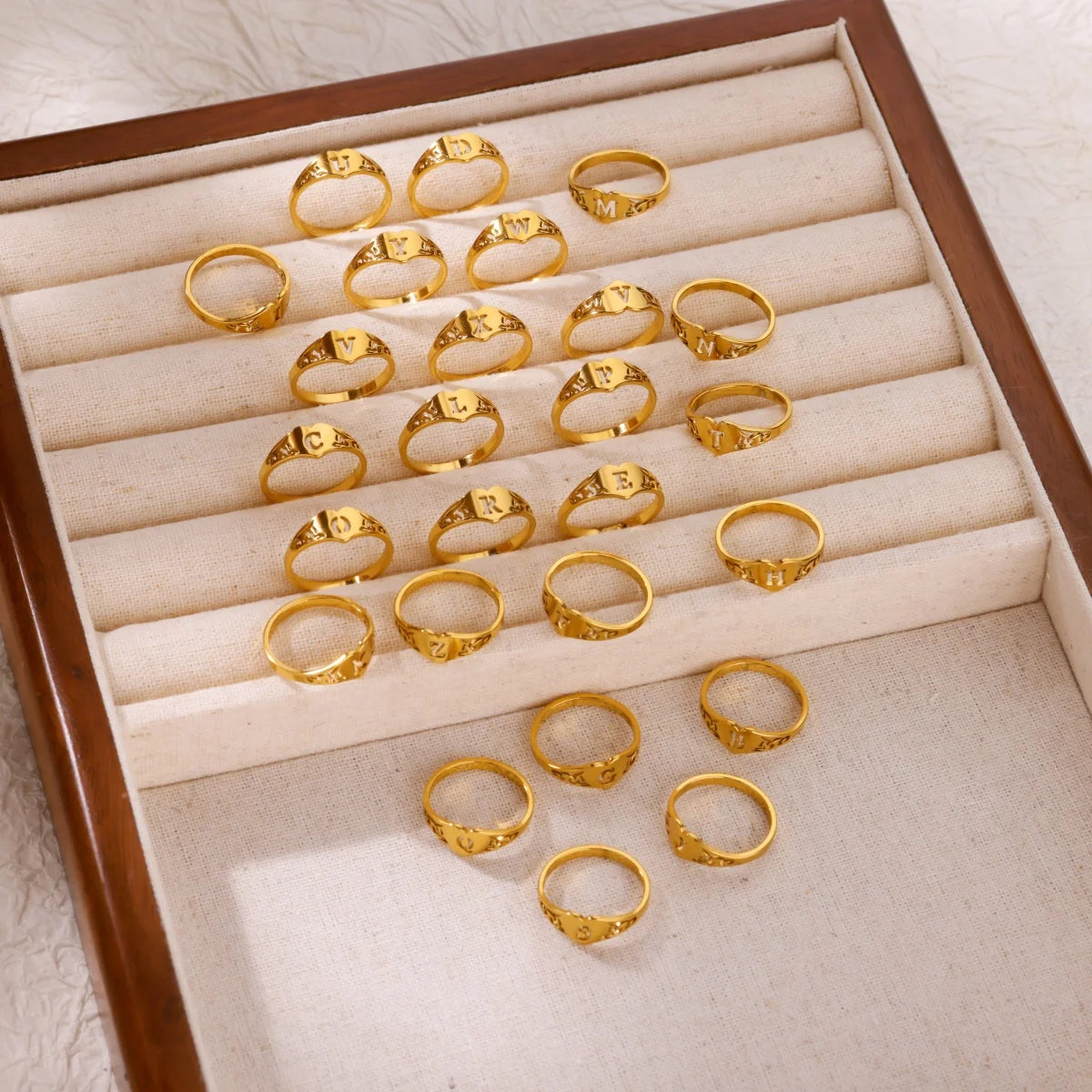 Fashion Hollow Initial Letter Heart Rings For Women Gold Color Stainless Steel A-Z Letter Ring Aesthetic Wedding Jewelry Gift